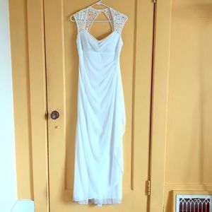 David’s Bridal Fitted Wedding Dress